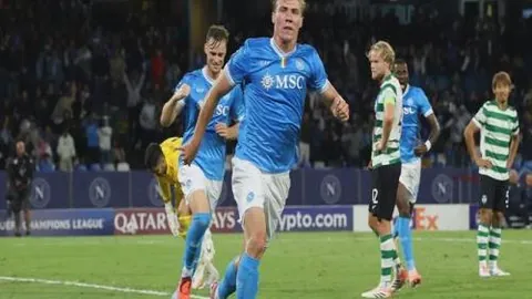 《利雅得新月激战费哈，强者对决，实力悬殊谁将笑到最后？》